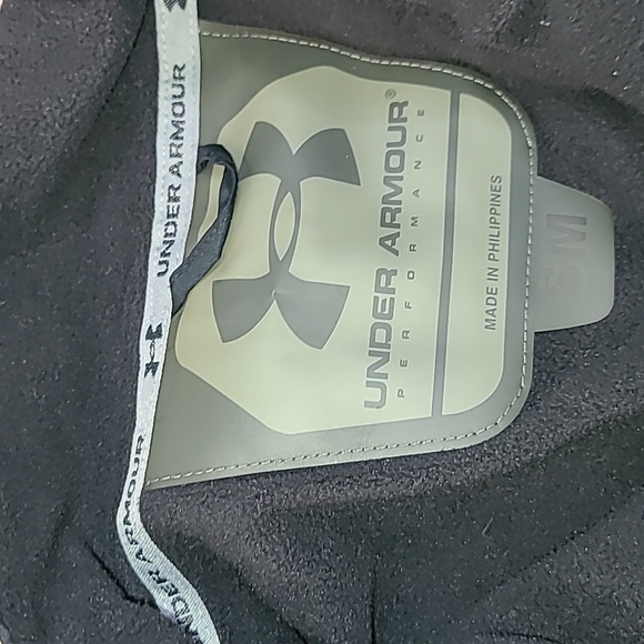 Under Armour Jacket - Picture 2 of 7